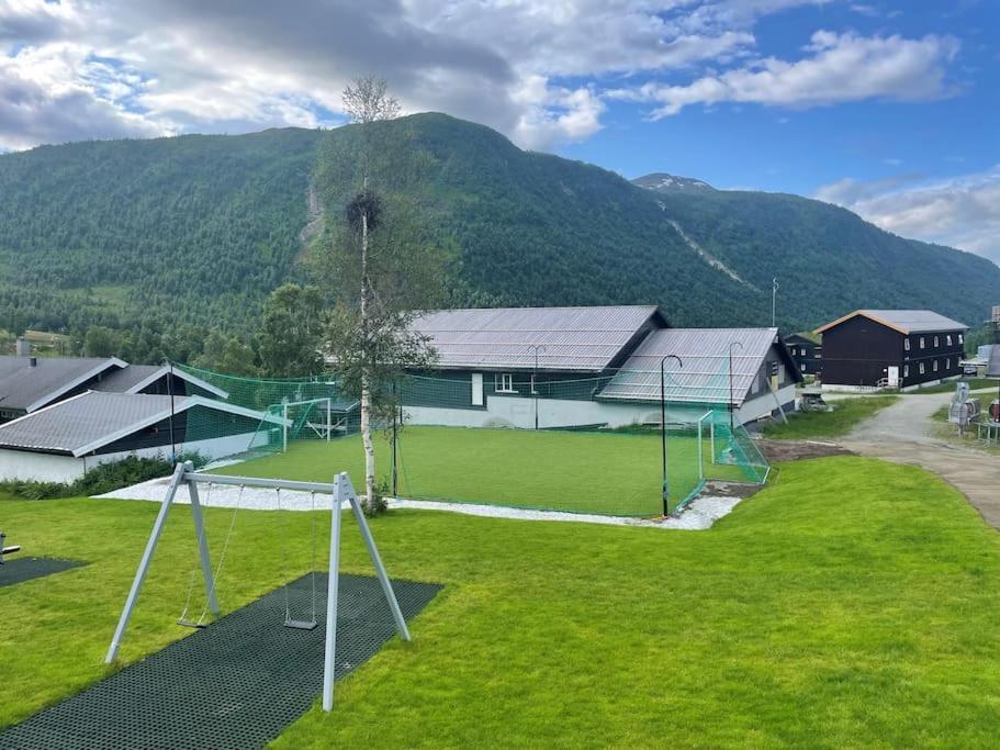 Overnatting Pa Helgatun Fjellpensjonat As I Myrkdalen Vossestrand Exterior foto