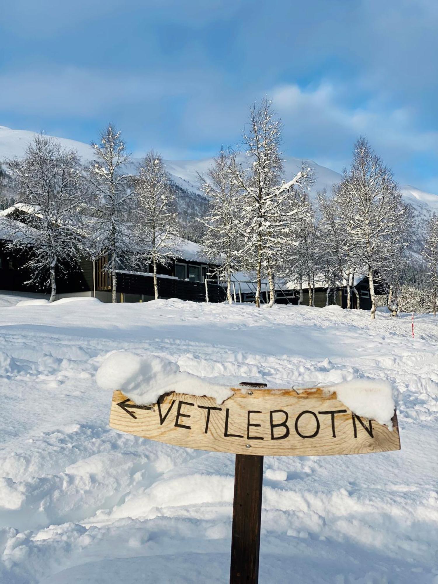 Overnatting Pa Helgatun Fjellpensjonat As I Myrkdalen Vossestrand Exterior foto